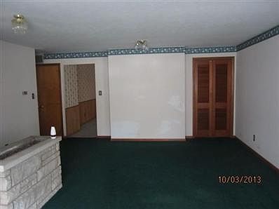 2nd image of 808 Hile Ln