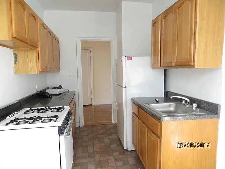 2146 Barnes Ave #505 — Photo 4