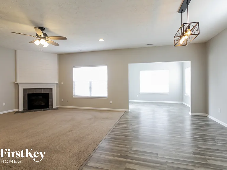 403 Tracewood Bnd — Photo 5
