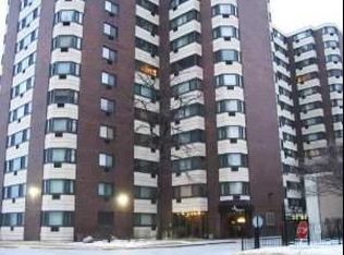 7337 S South Shore Dr APT 1431, Chicago, IL 60649