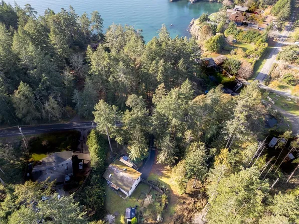 37150 Schooner Way, Southern Gulf Islands, BC V0N 2M2