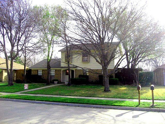 1st image of 4006 Windy Crest Dr