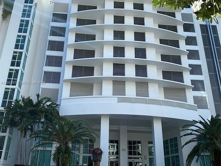 950 Brickell Bay Dr #3208 — Photo 13