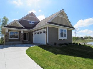 3711 Talero Curv, Chaska, MN 55318