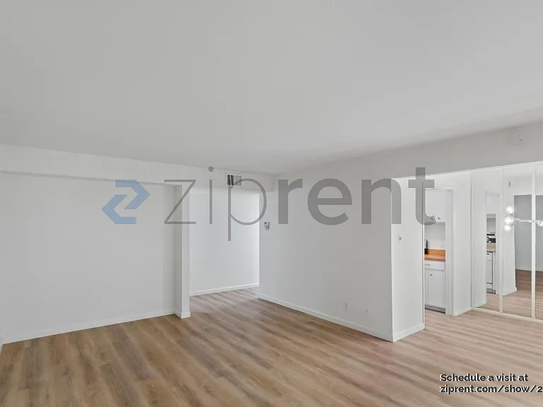 675 Sharon Park Dr #135 — Photo 6