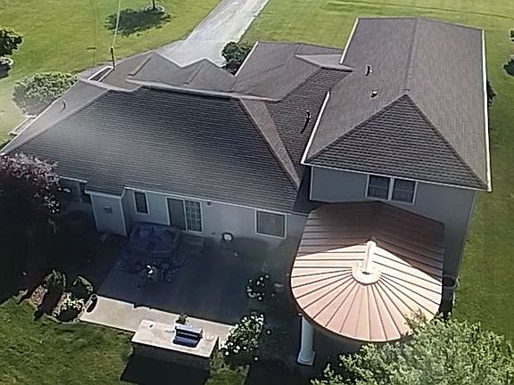 4th image of 5204 Baer Rd