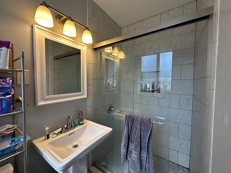 3125 W University Ave — Photo 23