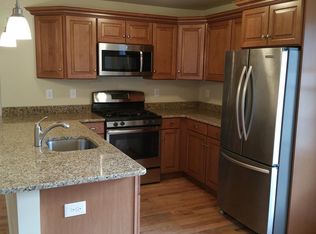 215 Campbell St, Woodbridge, NJ 07095