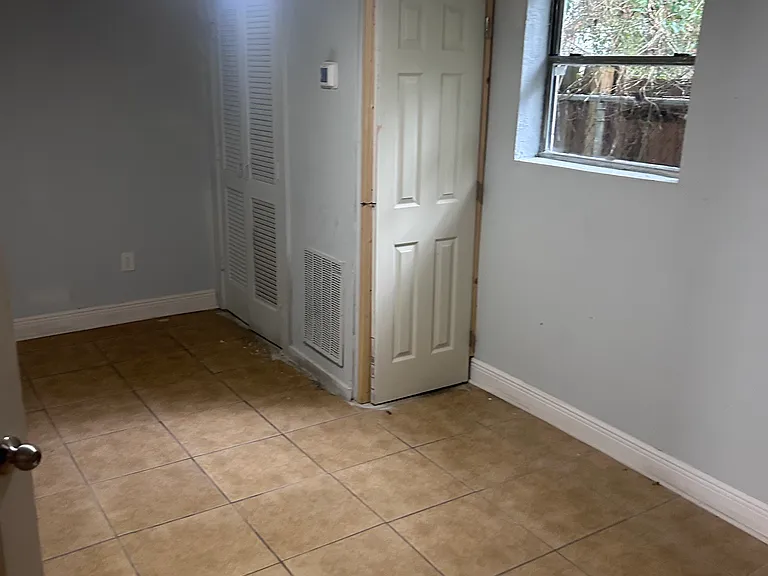 1st bedroom