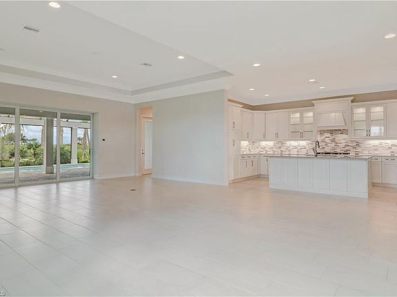 4th image of 3173 Capistrano Ln