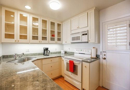 5th image of 1966 Pacific Ave APT 102