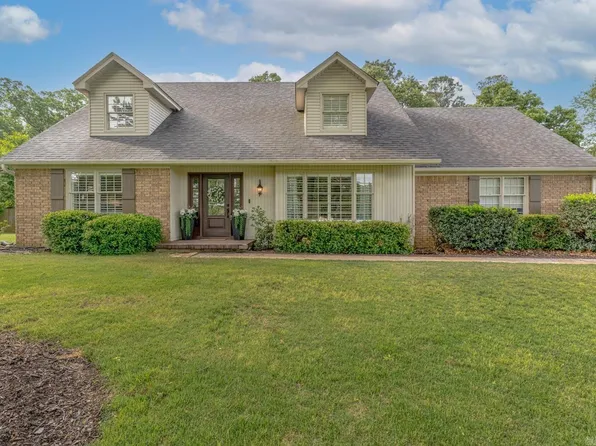 2506 Nix Lake Dr, Jonesboro, AR 72404