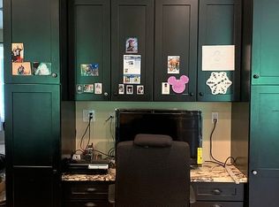 241 Johnson Rd, Hamden, CT 06518