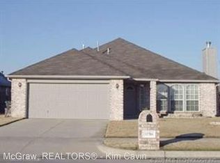 11704 S Holley Ave, Jenks, OK 74037