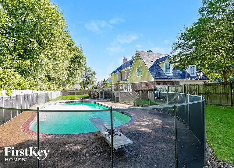 1217 Pinpointe Dr — Photo 14