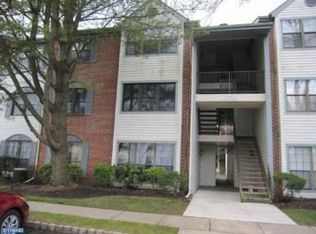 2 Chamberlin Ct, Lawrence Township, NJ 08648