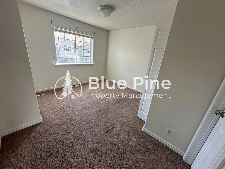 622 Valinda Ln #1 — Photo 10