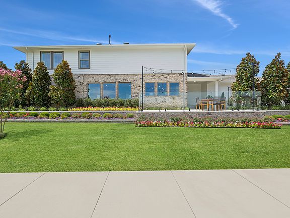 5th image of 1001 Marigold Ln