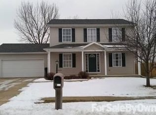 102 Castleman Ct, Creve Coeur, IL