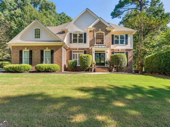 135 Grand Ave, Suwanee, GA 30024