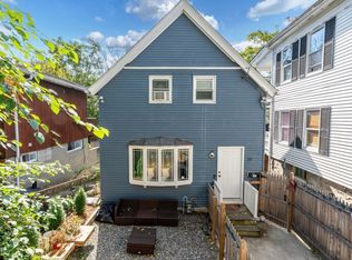 212 High St, Lawrence, MA 01841