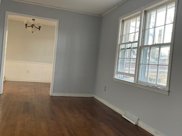 (undisclosed Address)