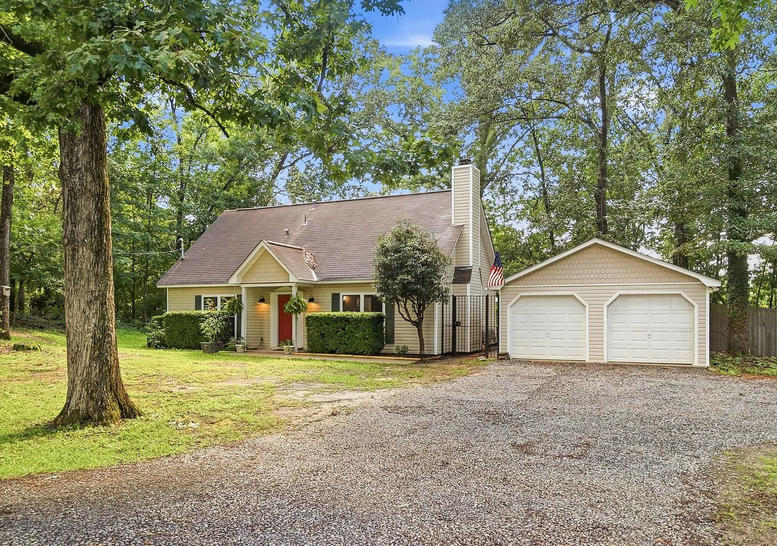 14060 Frank Lary Road-4 Bed 2 Bath House Available! — Photo 4