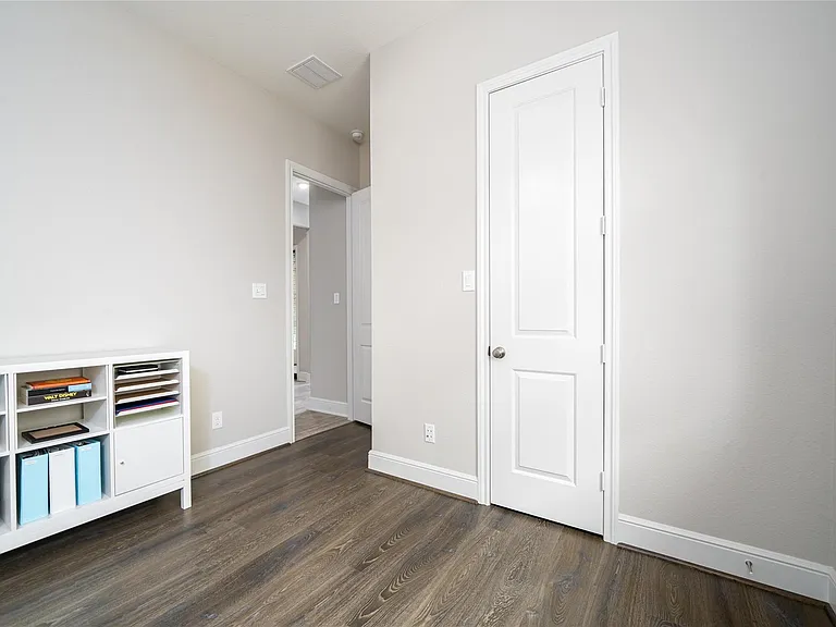 2511 Marble Hill Dr — Photo 35