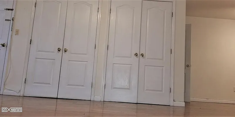 Rented by Citi Habitats | media 41