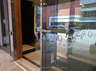 290 Adelaide St W #2403, Toronto, ON M5V 1N1