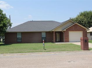 810 Crestline Dr, Mexia, TX 76667