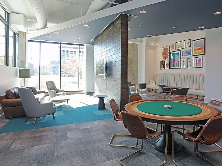 Link Apartments Innovation Quarter — Photo 17