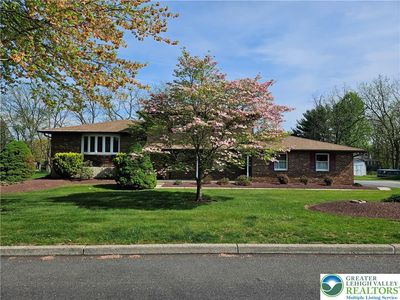 5530 Chenango Dr, Bethlehem, PA, 18017