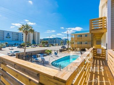 344 E Beach Blvd #14, Gulf Shores, AL, 36542