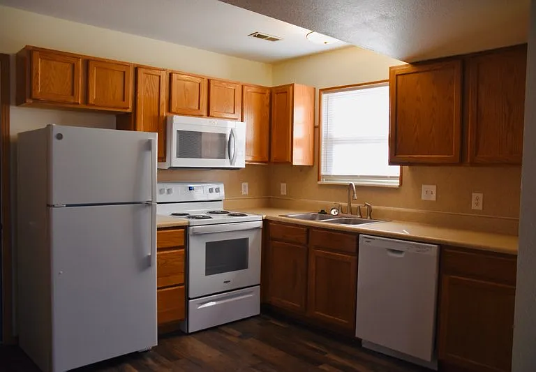 1425 W Frosty Dr #4 — Photo 16