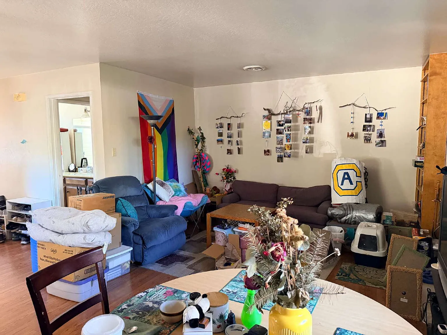 4 bed, 3.0 bath, $3,500 — Photo 3