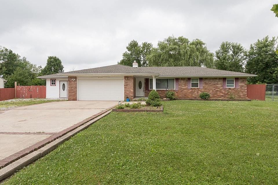 1st image of 2720 E Dudley Ave