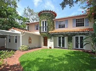 3786 Kent Ct, Miami, FL 33133