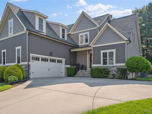 3231 Barkham Dr, Midlothian, VA 23112