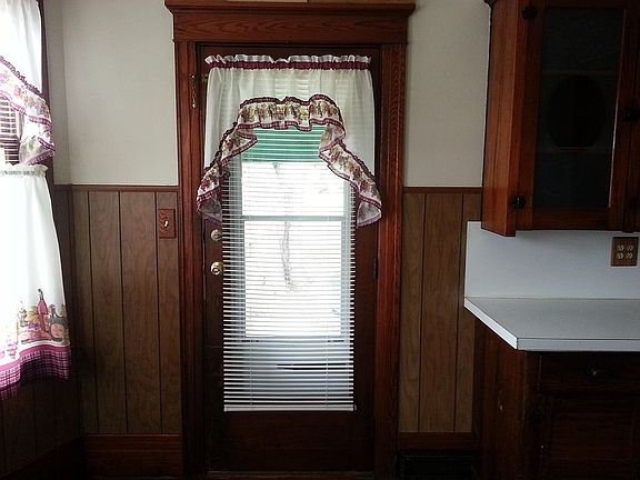 2nd image of 1019 10th Street