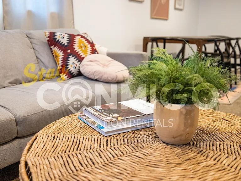 1041 E Platinum Way #1 — Photo 20