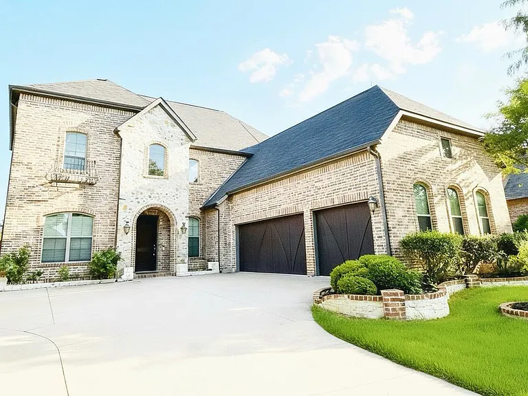 14803 Huffman Ln — Photo 1