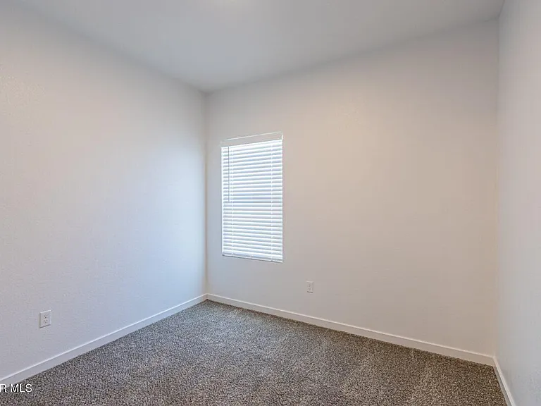 15168 Composition Ave — Photo 15