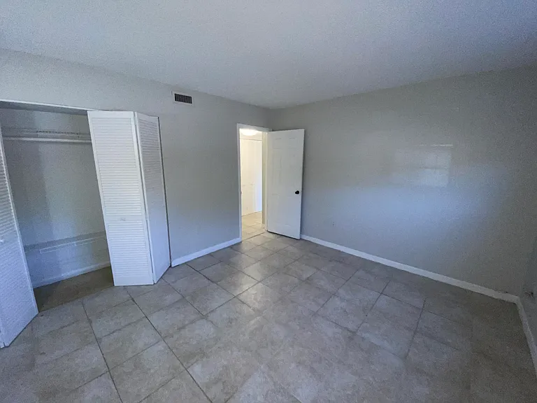 650 SW 2nd Ave #149 — Photo 16