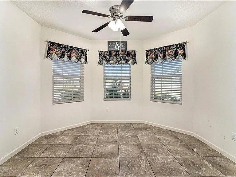 769 Forest Trace Cir — Photo 20