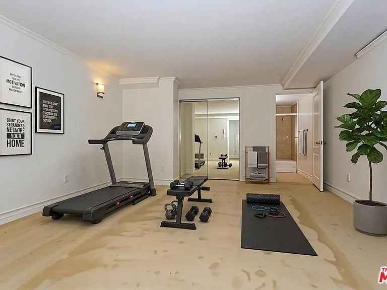 11807 Dorothy St #3 — Photo 33