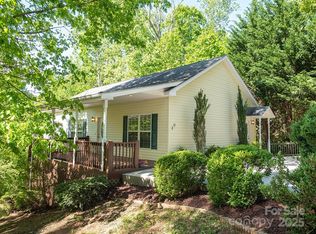 30 Forest Ridge Dr #4, Asheville, NC 28806