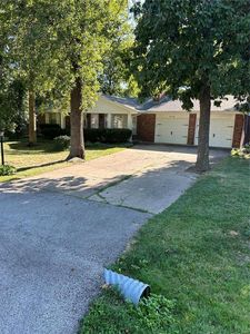 405 Robert Dr, O'Fallon, MO, 63366