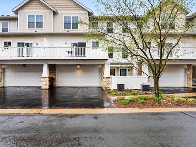 2712 New Century Pl E, Maplewood, MN, 55119