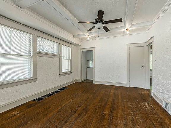 5th image of 3542 College Ave